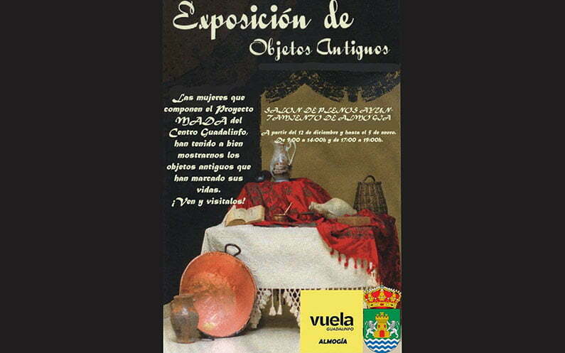 Exposición de objetos antiguos en Almogía